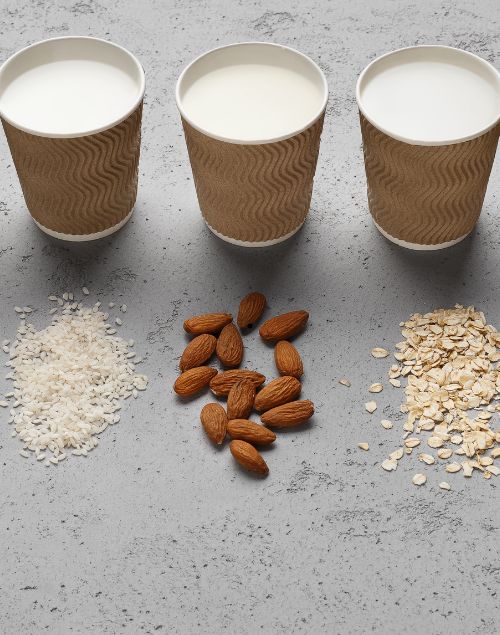 Jakie mleko roślinne wybrać do kawy? – Podpowiadamy!